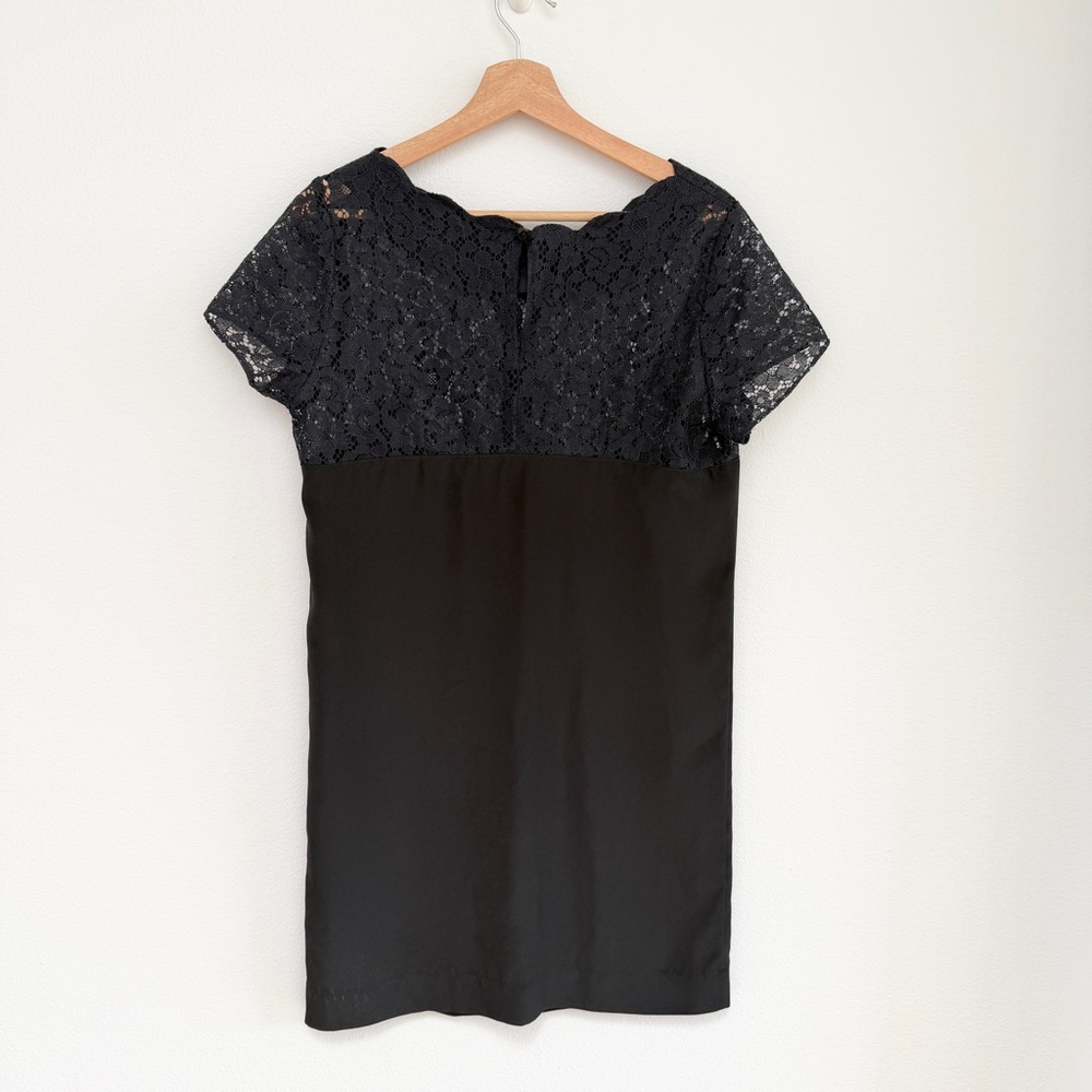 Vintage Navy/Black Lace Short Sleeve Shift Dress